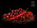 Boilies v dipe Delphin BreaX/HotHELL - Robin red-Chilli-Fr.Klobása/20mm/200ml