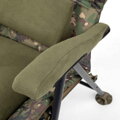 Trakker Kreslo komfortné s lakťovými opierkami - Levelite Camo Longback Recliner