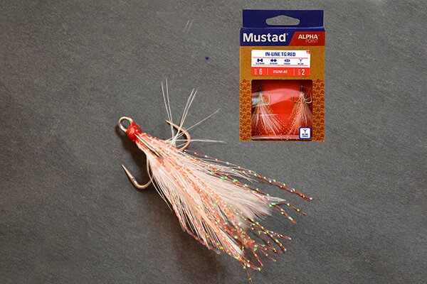 MUSTAD IN-LINE TRIPLE GRIP RED TINSEL HÁČIK